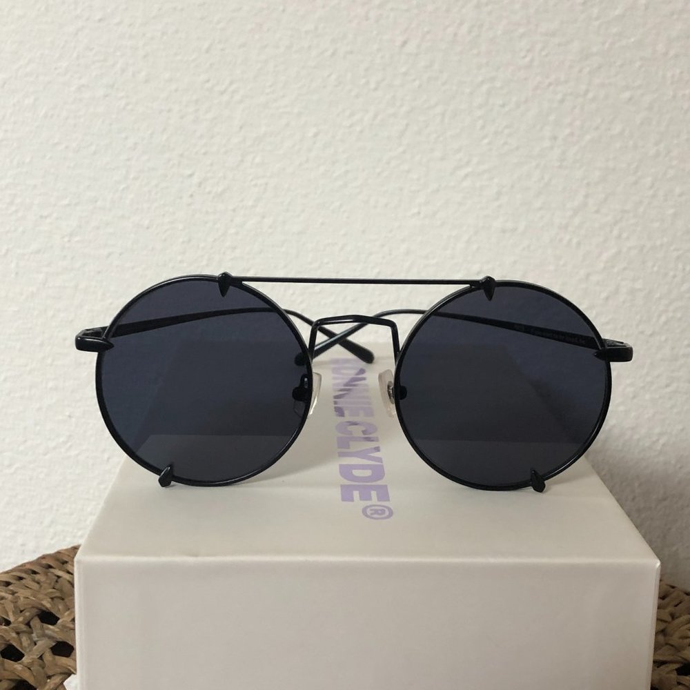 Pico in Bushido Black Bonnie Clyde Sunglasses